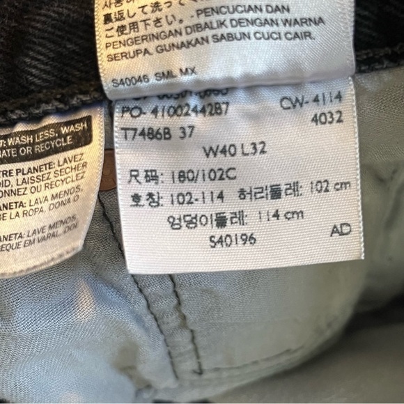 Levis Jeans Mens 40x32(31) Black 501 Straight Regular Button Fly Denim - Picture 3 of 10